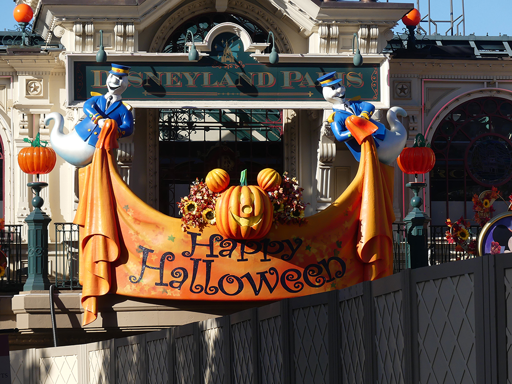 Evenement Disneyland Unmasking the magic: Disneyland Paris Halloween Season 2023